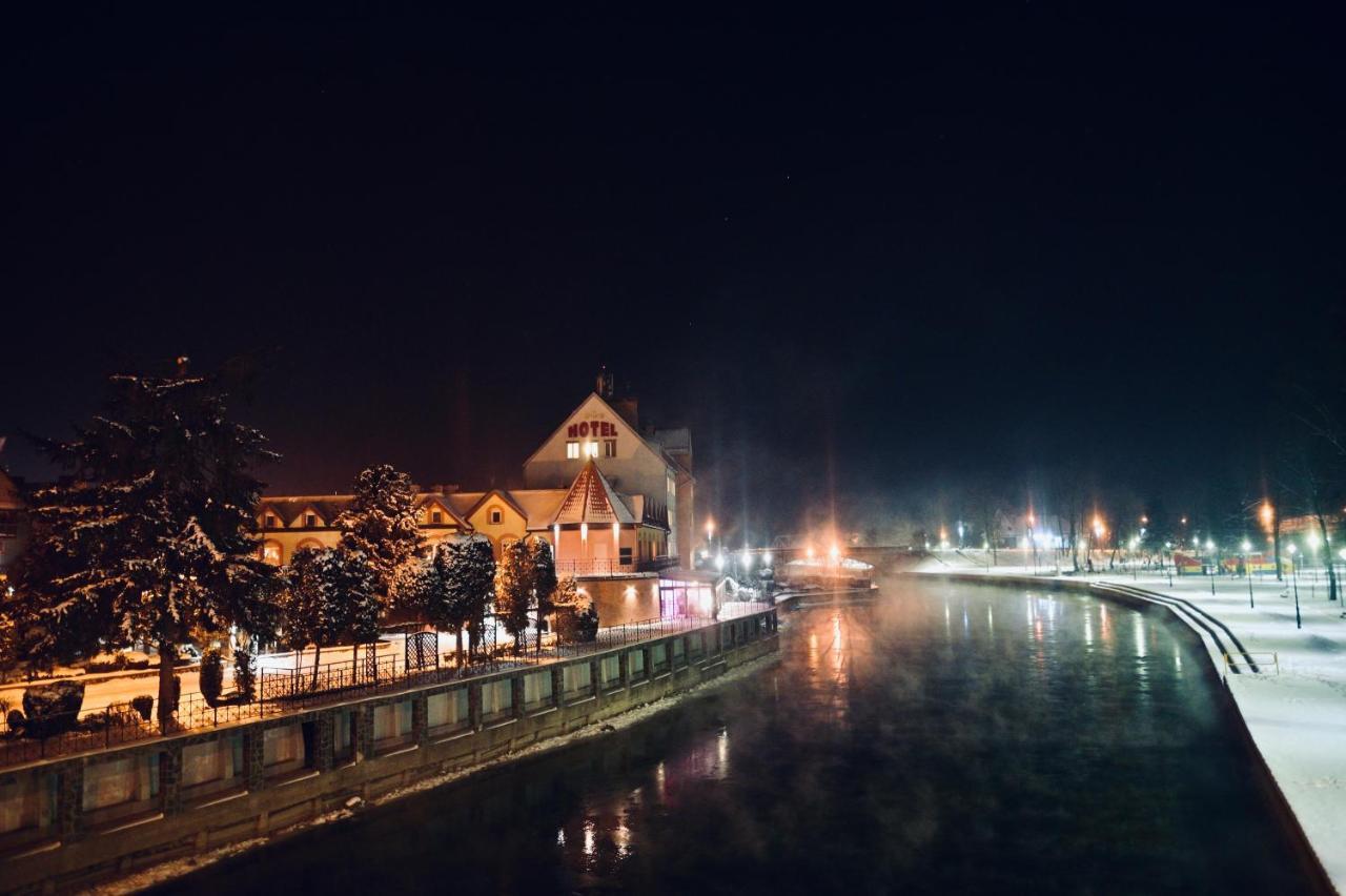 Hotel Nad Pisa 피츠 외부 사진