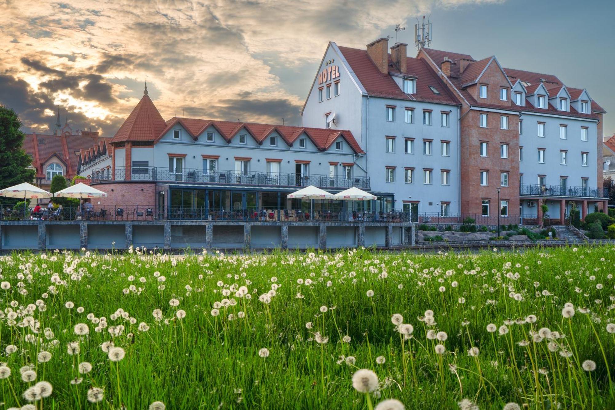 Hotel Nad Pisa 피츠 외부 사진